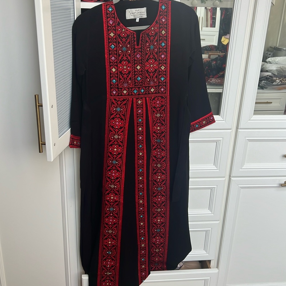 Palestinian thobe embroided tatreez (9-12 years old)